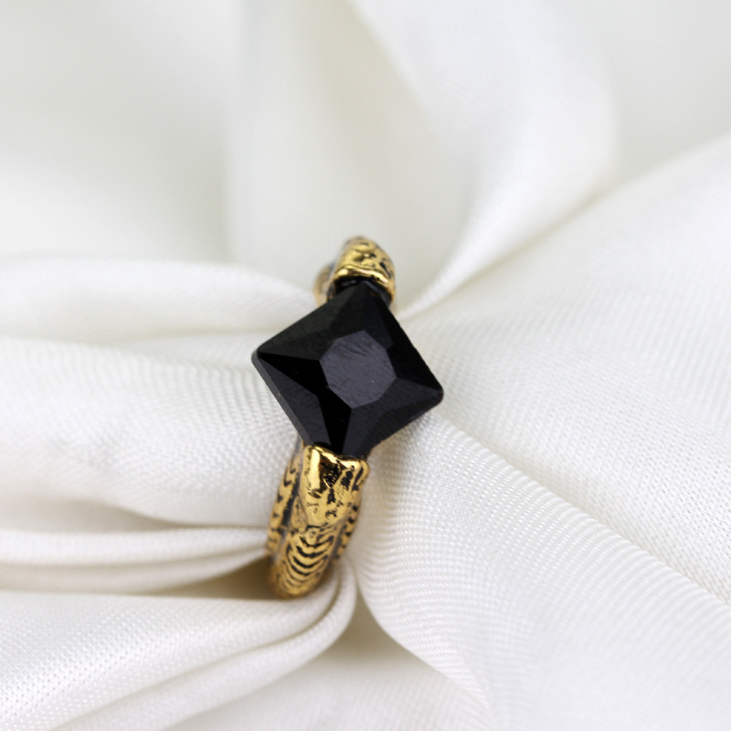 Anillo Estilo Horcrux Vintage  - Pilates Ring Magic reseña y precio